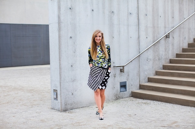 Sarah Bourne - Sets and Sequins {A fitness and fashion blog} - Pattern Play in the Peter Pilotto for Target Collection - Graphic top shirt, Black and white geometric print skirt, black and white pumps heels, photos taken by Erin Stubblefield Weddings & Portraiture at the Contemporary Art Museum of St. Louis - fashion, outfit, blonde, blogger, bright, summer dressing